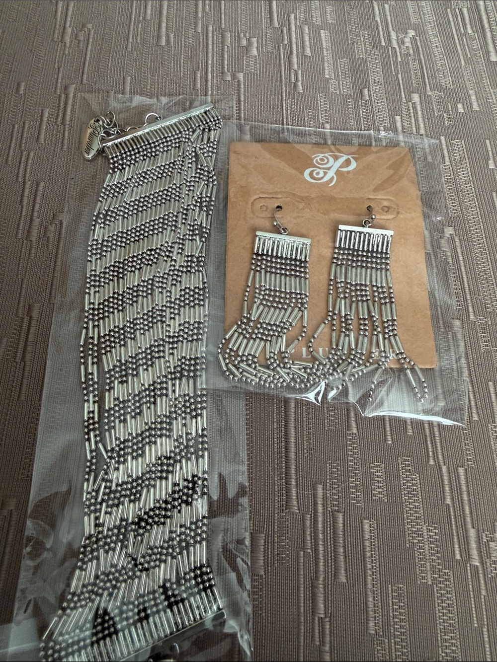 Plunder Silver Bracelet & Earrings Set